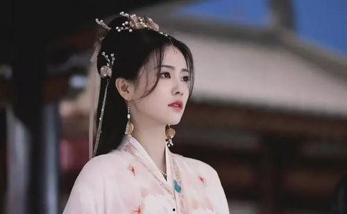 娱乐圈白鹿吃瓜视频大全,揭秘明星幕后趣闻  第1张